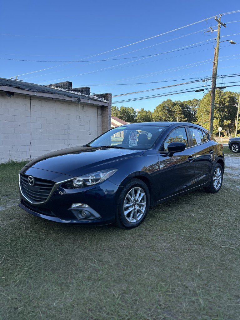 Used 2015 MAZDA MAZDA3 i Touring w/ Technology Package FWD image 1