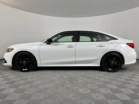 Used 2023 Honda Civic Sport image 17