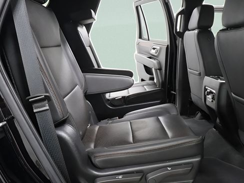 Used 2021 Chevrolet Tahoe High Country AWD/4WD image 32