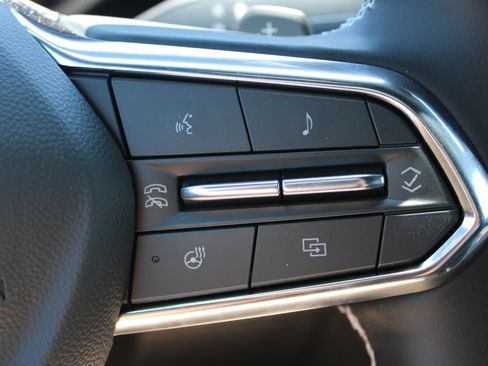 New 2026 Chevrolet Traverse LT w/ Midnight/Sport Edition FWD image 38