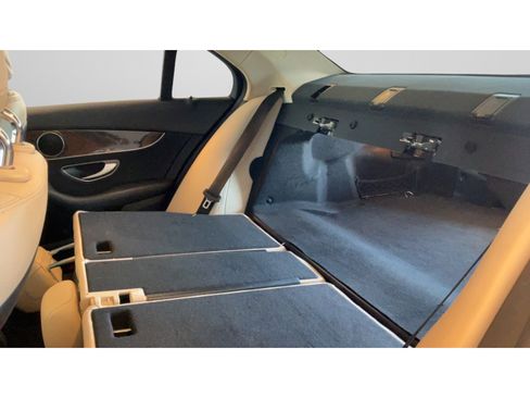 Used 2020 Mercedes-Benz C 300 4MATIC Sedan image 39