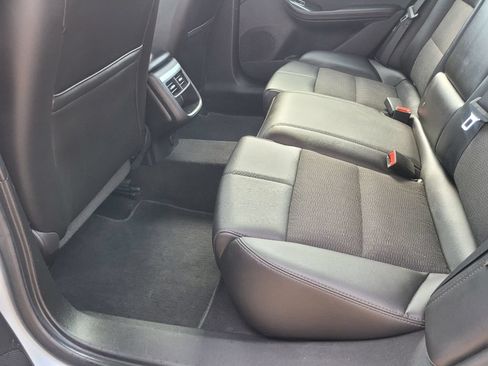 Used 2016 Chevrolet Impala LT w/ Convenience Package FWD image 35