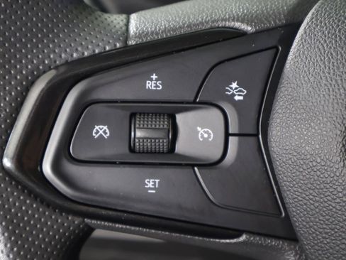 Used 2023 Chevrolet TrailBlazer LT w/ Convenience Package AWD/4WD image 40