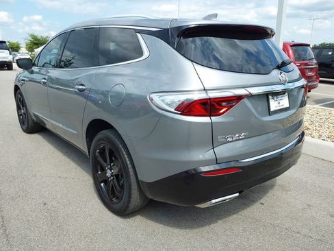 Used 2023 Buick Enclave Essence w/ Experience Buick Package AWD/4WD image 7