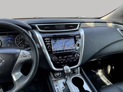 Certified 2017 Nissan Murano Platinum w/ Platinum Technology Package AWD/4WD image 12