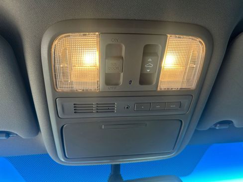 Used 2011 Honda Pilot EX-L image 19
