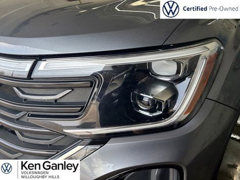 Used 2024 Volkswagen Atlas Cross Sport SE AWD/4WD image 7