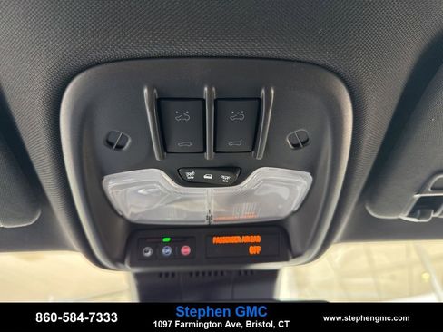 New 2026 GMC Canyon Denali image 21