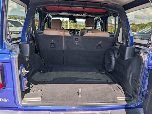 Used 2020 Jeep Wrangler Unlimited Rubicon AWD/4WD image 9