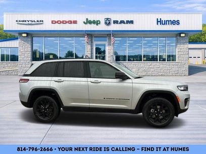 New 2025 Jeep Grand Cherokee 4WD