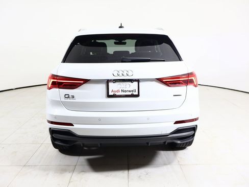 Used 2025 Audi Q3 2.0T Premium w/ Convenience Package image 15