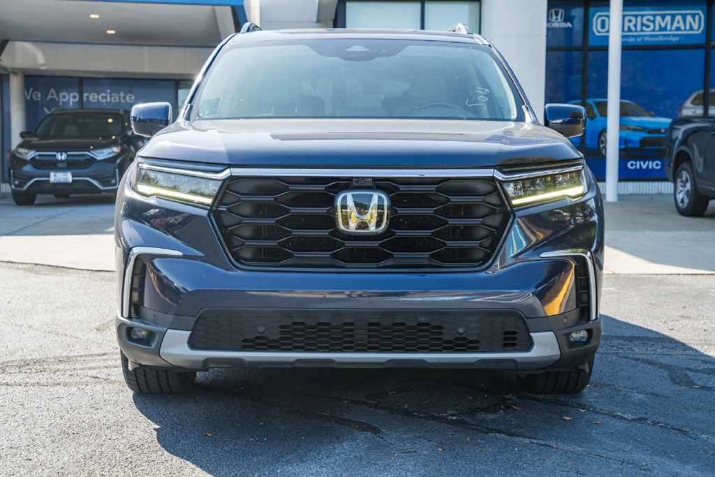 Used 2023 Honda Pilot Elite image 2