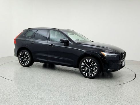 New 2026 Volvo XC60 B5 Ultra w/ Protection Package Premier image 3