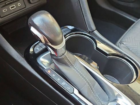 Used 2020 Buick Encore GX Essence w/ Advanced Technology Package FWD image 33