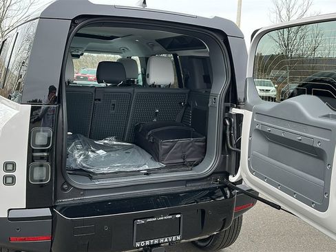 New 2026 Land Rover Defender 110 S image 25
