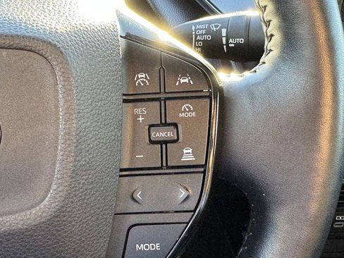 Used 2023 Toyota Prius Limited image 19