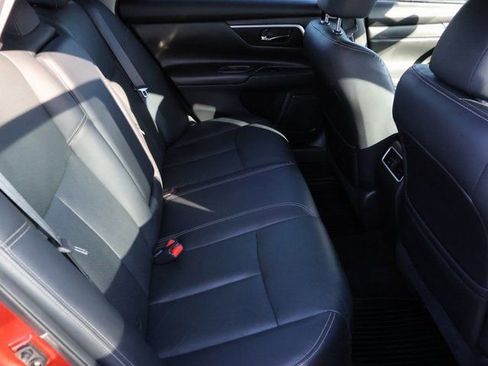 Used 2016 Nissan Altima 2.5 SL w/ 2.5 Technology w/LED Package image 15