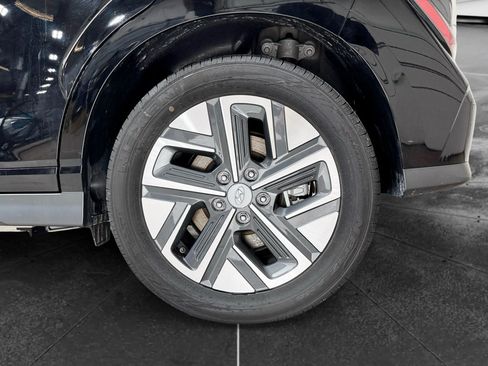 Used 2023 Hyundai Kona SEL FWD image 36