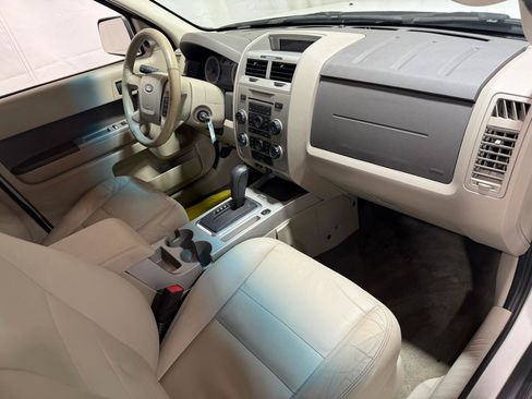 Used 2009 Ford Escape XLT AWD/4WD image 13