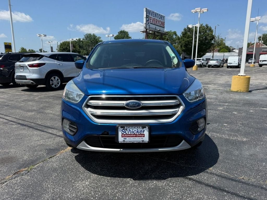 Used 2017 Ford Escape SE FWD image 9