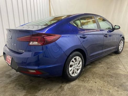 Used 2019 Hyundai Elantra SE image 6
