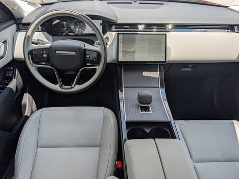 Used 2025 Land Rover Range Rover Velar S AWD/4WD image 11