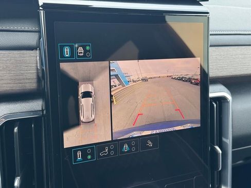 Used 2024 GMC Acadia Denali w/ Super Cruise Package image 16