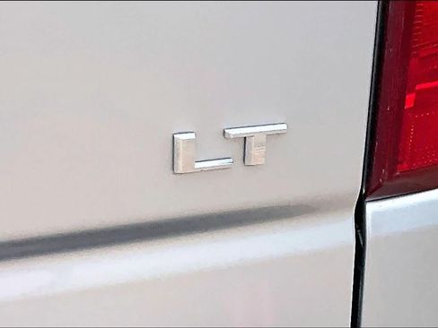 Used 2020 Chevrolet Silverado 1500 LT w/ Texas Edition RWD image 29