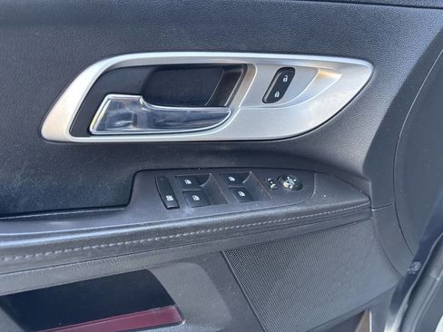 Used 2017 Chevrolet Equinox LT w/ Convenience Package image 25