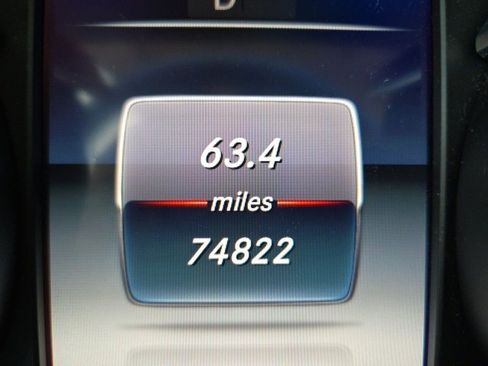 Used 2016 Mercedes-Benz C 300 Sedan image 16