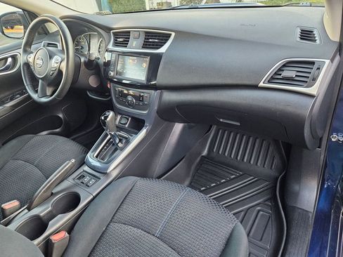 Used 2019 Nissan Sentra SR image 35