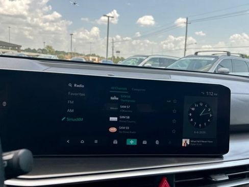 Used 2025 Kia Sorento S w/ Panoramic Sunroof Package FWD image 23