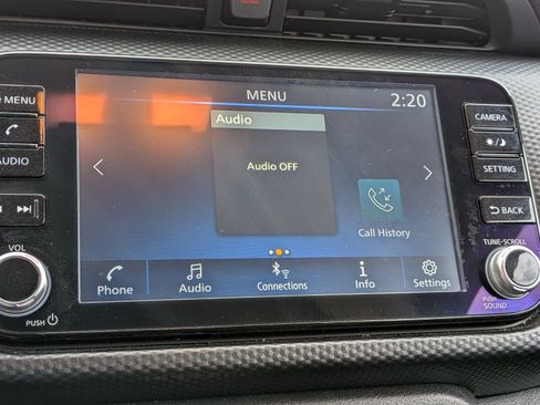 Used 2022 Nissan Kicks SV image 10