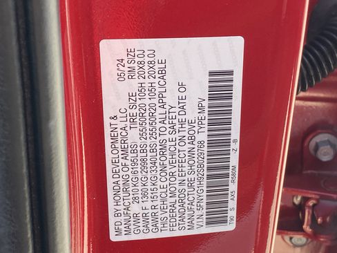 Used 2025 Honda Pilot Black Edition image 30