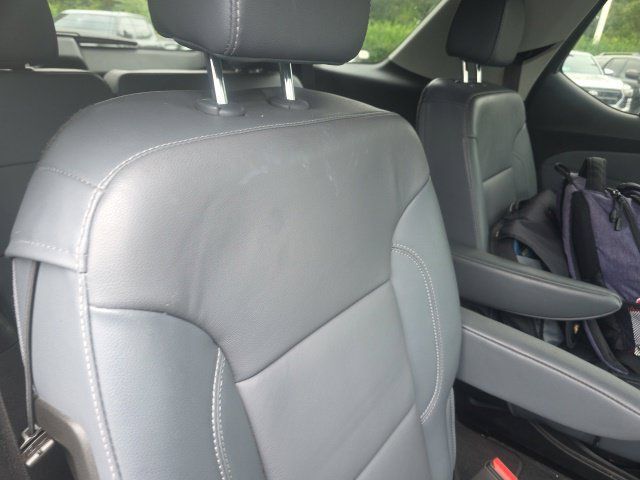 Used 2019 Chevrolet Traverse LT w/ LT Premium Package AWD/4WD image 10