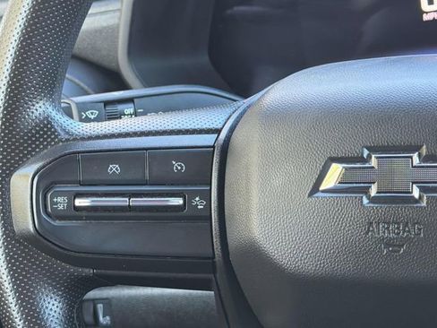 Used 2023 Chevrolet Colorado Trail Boss image 11