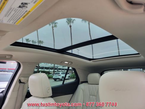 Used 2021 Buick Envision Avenir w/ Technology Package II image 17