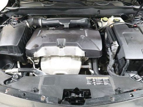 Used 2015 Chevrolet Malibu LT w/ Leather Package FWD image 24