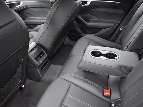 New 2026 Audi A6 Premium AWD/4WD image 17