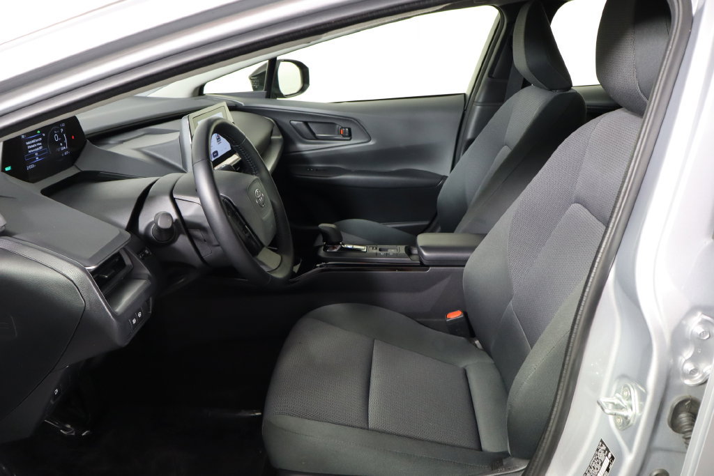 Used 2026 Toyota Prius LE FWD image 14