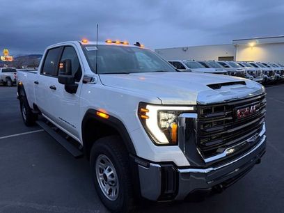 New 2026 GMC Sierra 3500 Pro w/ Convenience Package