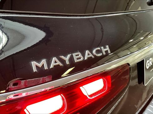 Used 2025 Mercedes-Benz Maybach GLS 600 4MATIC image 10