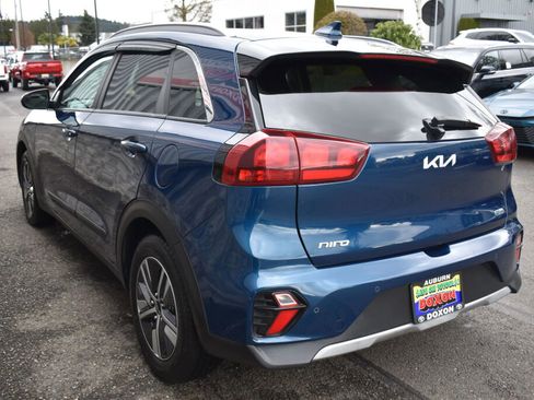 Used 2022 Kia Niro LXS image 7
