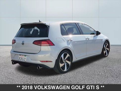Used 2018 Volkswagen GTI Autobahn FWD image 5