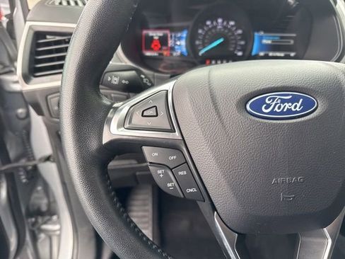 Used 2024 Ford Edge SEL image 12