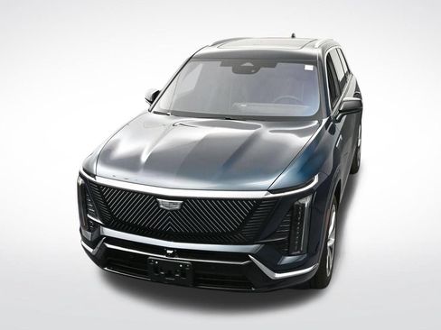 Used 2026 Cadillac Vistiq Luxury AWD/4WD image 23