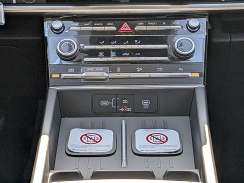 New 2027 Hyundai Santa Fe SE FWD image 22