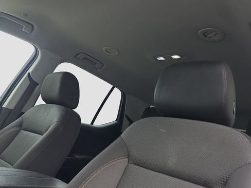 Used 2020 Chevrolet Traverse LS FWD image 8