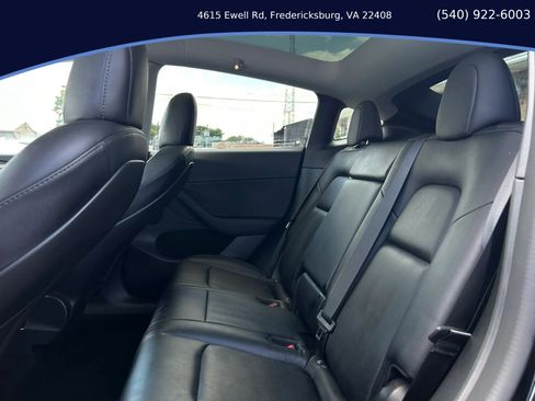Used 2022 Tesla Model Y Performance AWD/4WD image 12