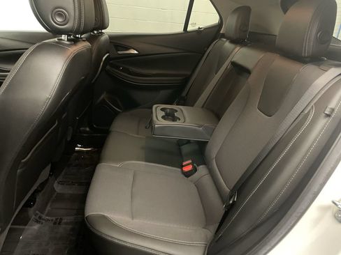 Used 2021 Buick Encore GX Select FWD image 16